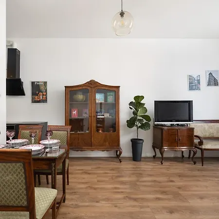 Vintage With One Bedroom In By Renters Lejlighed *